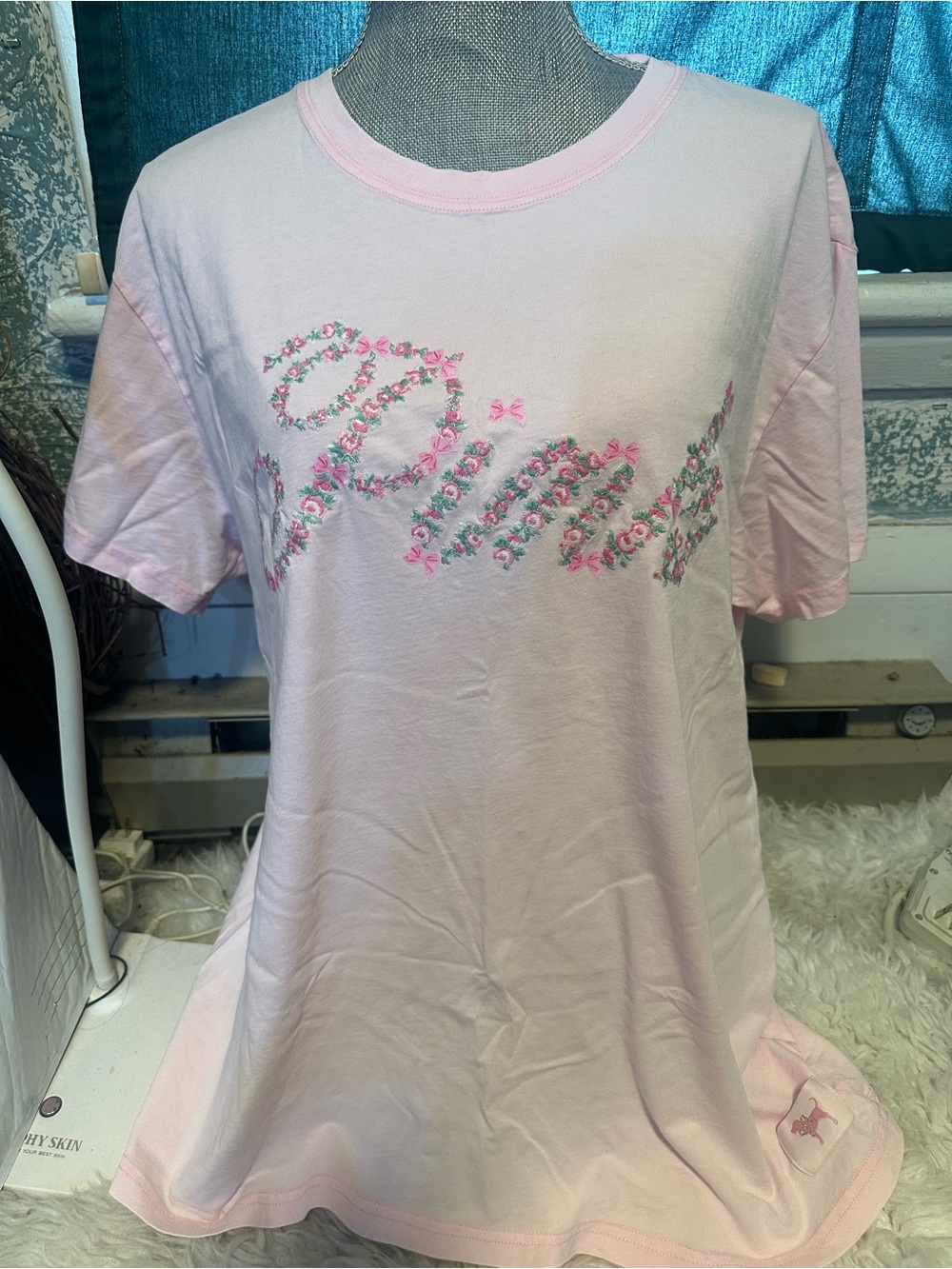 PINK Victoria's Secret Light Pink Floral Logo Short Sleeve Tee